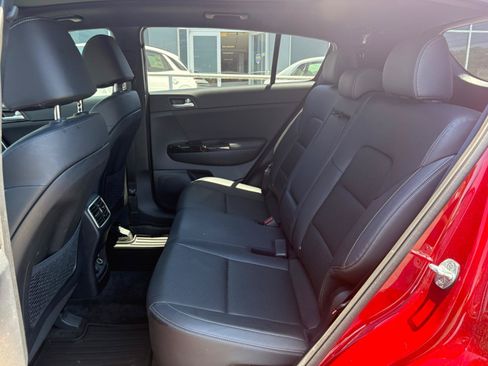 Used 2021 Kia Sportage S w/ S FWD Premium Package image 16