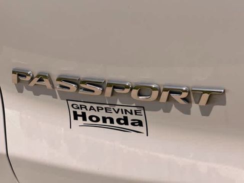 Used 2023 Honda Passport EX-L image 8