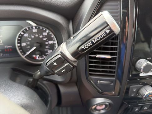 Used 2024 Nissan Titan SV w/ SV Bronze Edition Package RWD image 30