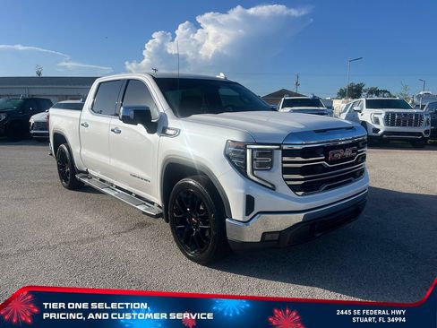 Used 2023 GMC Sierra 1500 SLT w/ SLT Premium Package RWD image 3
