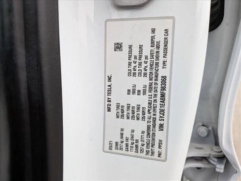 Used 2021 Tesla Model 3 Standard Range Plus image 28