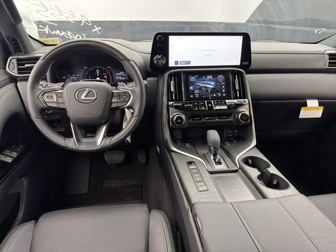 New 2026 Lexus LX 700h Luxury AWD/4WD image 6