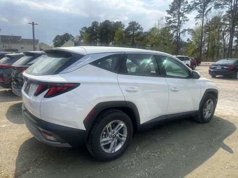 Used 2025 Hyundai Tucson SE image 8