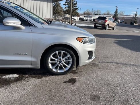 Used 2019 Ford Fusion SEL image 14
