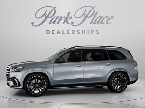 New 2026 Mercedes-Benz GLS 580 4MATIC image 4