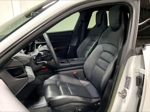 Used 2022 Porsche Taycan 4 Cross Turismo image 30