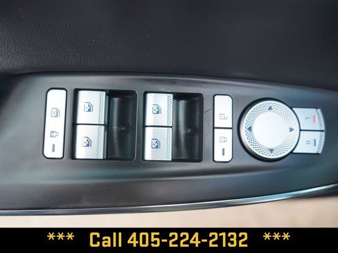 Used 2025 Genesis GV70 2.5T AWD/4WD image 30