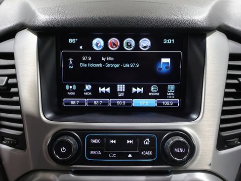 Used 2018 GMC Yukon SLT AWD/4WD image 30