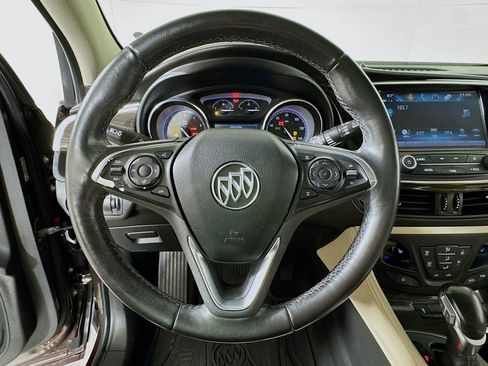 Used 2020 Buick Envision Essence image 9