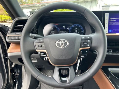 New 2026 Toyota Crown Signia AWD/4WD image 22