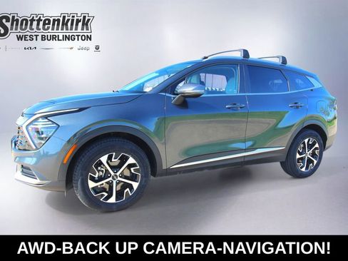 Used 2024 Kia Sportage EX image 1