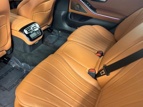 Used 2024 Mercedes-Benz S 500 4MATIC image 27