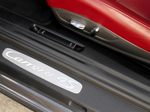 Used 2017 Porsche 911 Carrera 4S image 26