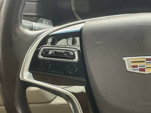 Used 2017 Cadillac Escalade Premium Luxury AWD/4WD image 22