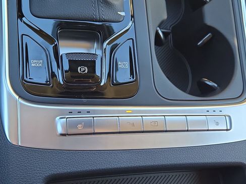 New 2026 Kia Carnival EX image 24