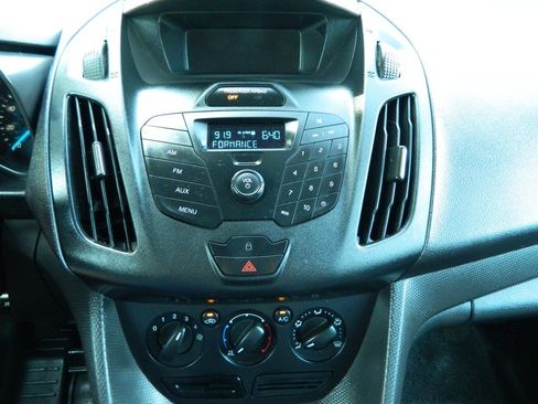 Used 2015 Ford Transit Connect XL FWD image 17