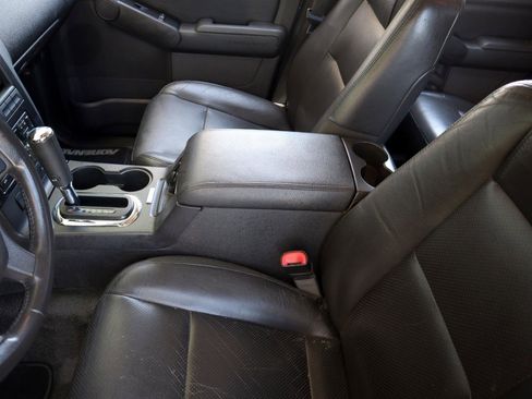 Used 2010 Ford Explorer Sport Trac Limited image 37