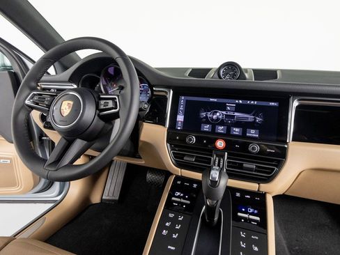 New 2026 Porsche Macan S image 29