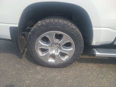 Used 2019 RAM 1500 Big Horn AWD/4WD image 8
