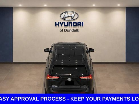 Used 2023 Toyota RAV4 LE AWD/4WD image 7