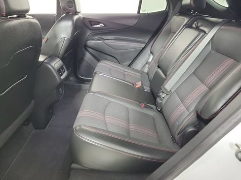 Used 2022 Chevrolet Equinox RS w/ Infotainment Package FWD image 12
