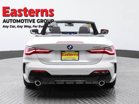 Used 2025 BMW 430i Convertible image 11