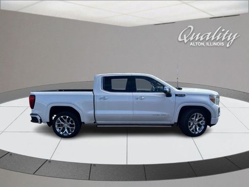 Used 2022 GMC Sierra 1500 Denali w/ Denali Premium Package AWD/4WD image 3