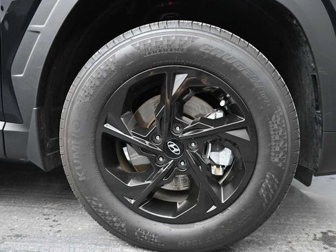 Used 2023 Hyundai Tucson SE AWD/4WD image 10