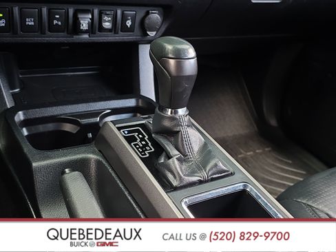 Used 2019 Toyota Tacoma TRD Off-Road AWD/4WD image 27