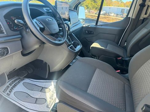 Used 2023 Ford Transit 350 XLT RWD image 15