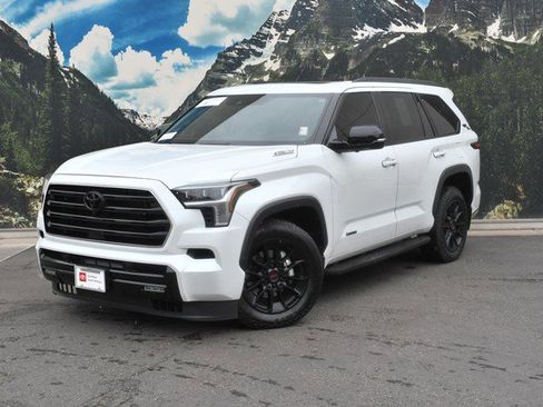 Used 2025 Toyota Sequoia Limited w/ TRD Off-Road Package image 6