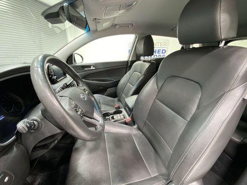 Used 2020 Hyundai Tucson Limited AWD/4WD image 11