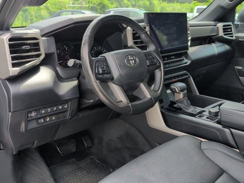 Used 2025 Toyota Tundra SR5 w/ SR5 Premium Package AWD/4WD image 11