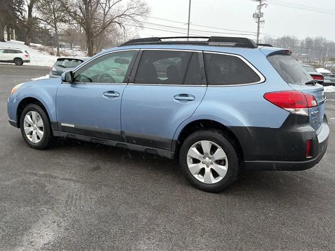 Used 2011 Subaru Outback 2.5i Premium w/ All-Weather Pkg image 14