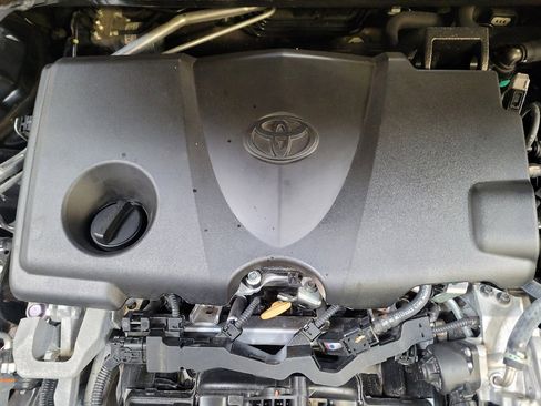 Used 2021 Toyota Camry LE w/ Cold Weather Package AWD/4WD image 30