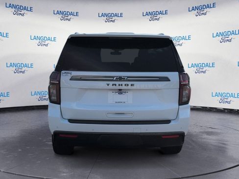 Used 2022 Chevrolet Tahoe Z71 w/ Luxury Package AWD/4WD image 8
