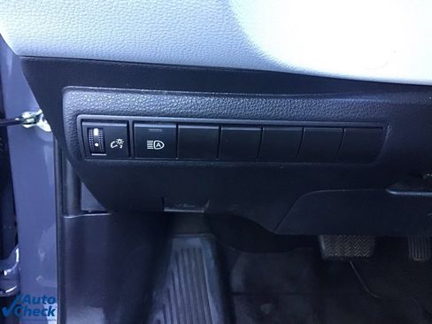 Used 2024 Toyota Corolla SE image 32
