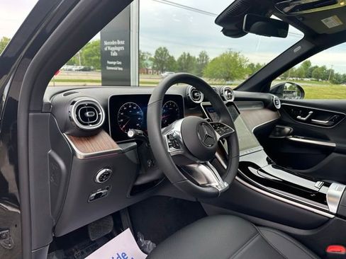 Used 2026 Mercedes-Benz GLC 300 4MATIC image 14