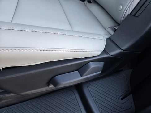 New 2026 Ford Explorer Active image 24