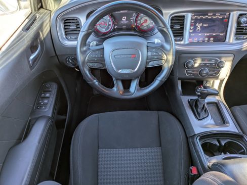 Used 2023 Dodge Charger R/T w/ Blacktop Package image 4