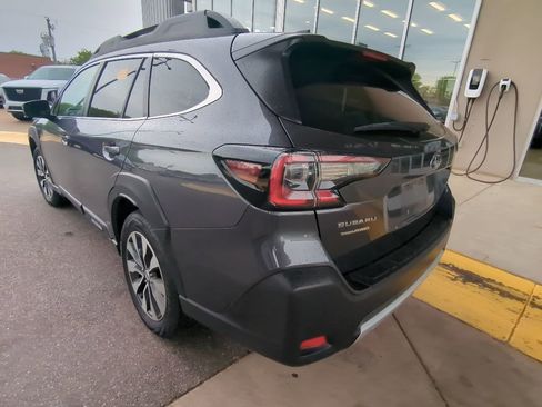 Used 2023 Subaru Outback Limited XT AWD/4WD image 6