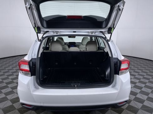 Used 2019 Subaru Impreza 2.0i Premium image 24