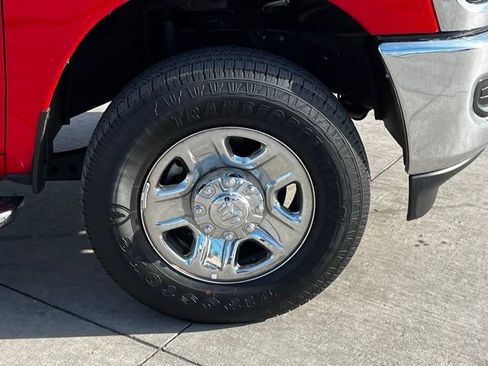 Used 2024 RAM 2500 Big Horn w/ Bed Utility Group image 7