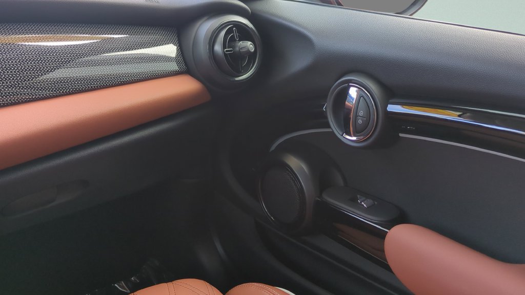 Used 2024 MINI Cooper S FWD image 13