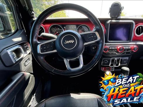 Used 2022 Jeep Gladiator Rubicon w/ LED Lighting Group AWD/4WD image 6
