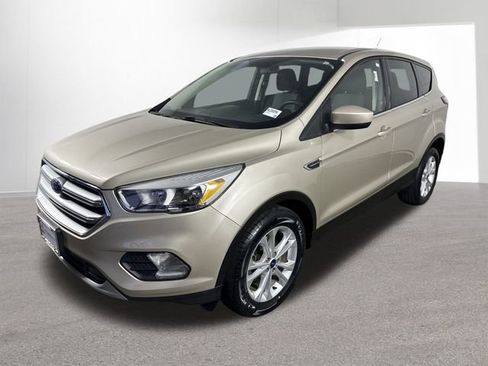 Used 2017 Ford Escape SE image 23