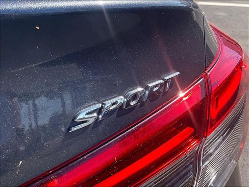 Used 2024 Honda Civic Sport image 10