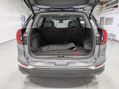 Used 2021 GMC Terrain SLT w/ Infotainment Package II AWD/4WD image 40