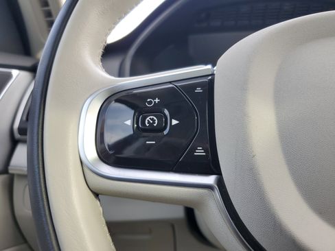 Used 2024 Volvo XC90 B5 Core image 21