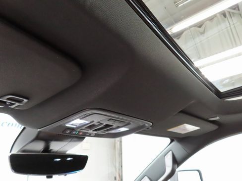 Used 2024 Chevrolet Silverado 2500 High Country image 30